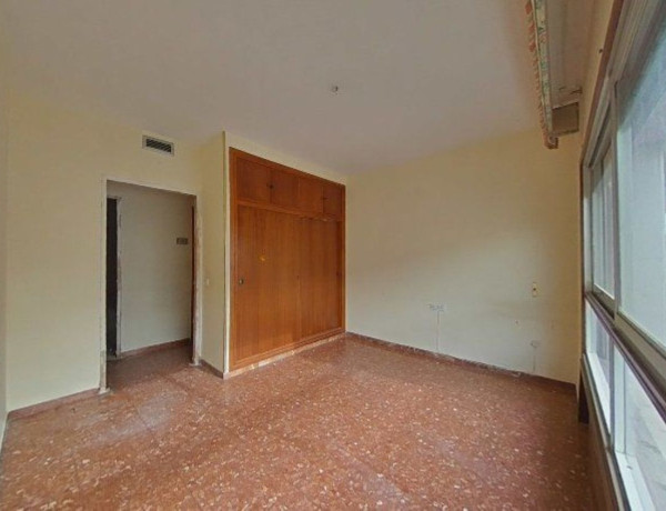 Piso en venta en calle Coredera