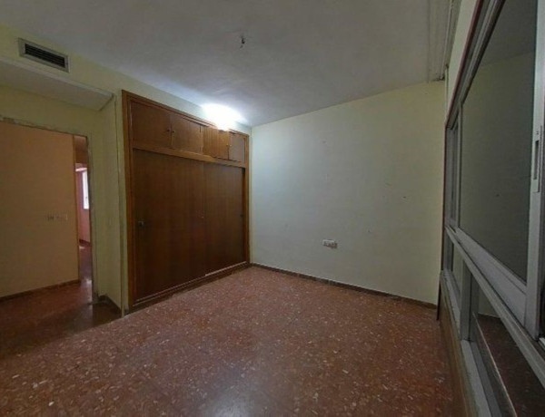 Piso en venta en calle Coredera