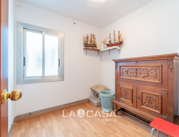 Piso en venta en El Castell-Poble Vell