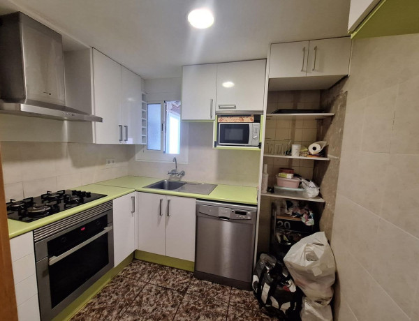 Piso en venta en Poble - Casc Antic