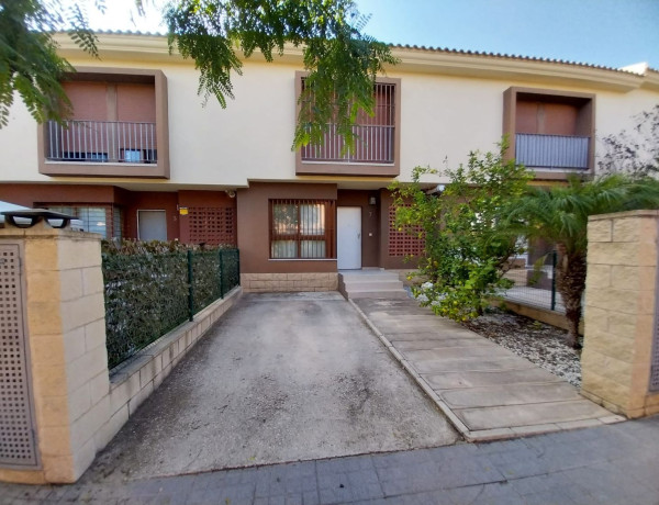 Chalet adosado en venta en calle las Sabinas, 7