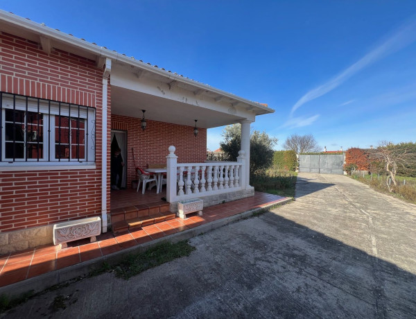 Casa o chalet independiente en venta en calle Clarete s/n