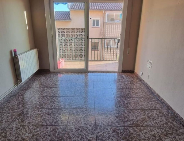 Piso en venta en Poble - Casc Antic