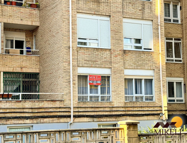 Piso en venta en calle Andrés del Río, 7