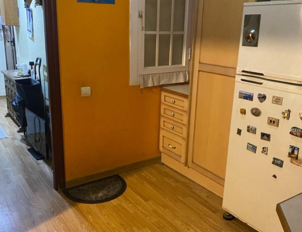 Piso en venta en calle mas