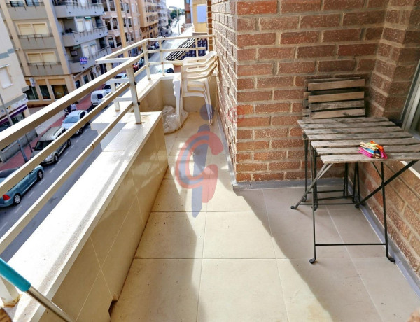 Piso en venta en calle Crevillent, 22