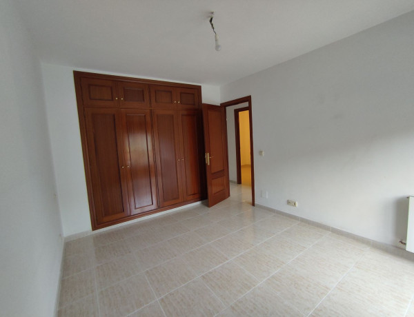 Chalet pareado en venta en calle de la Armuña