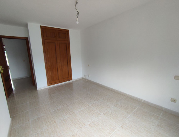 Chalet pareado en venta en calle de la Armuña