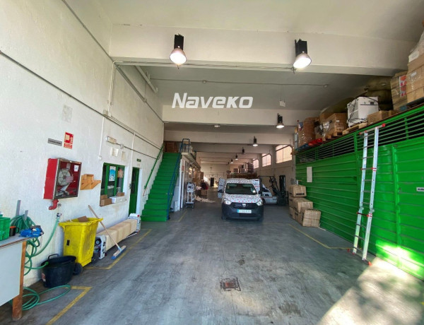 Nave en venta en Valdelacasa