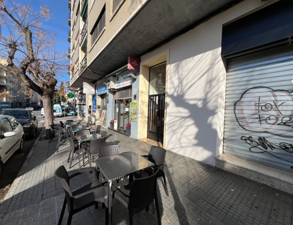 Local en venta en calle del Baró de les Quatre Torres