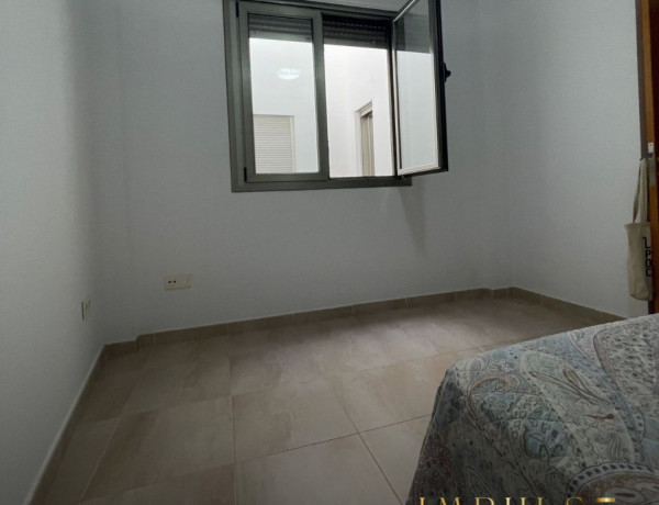 Piso en venta en Obispo Rabadan, 44