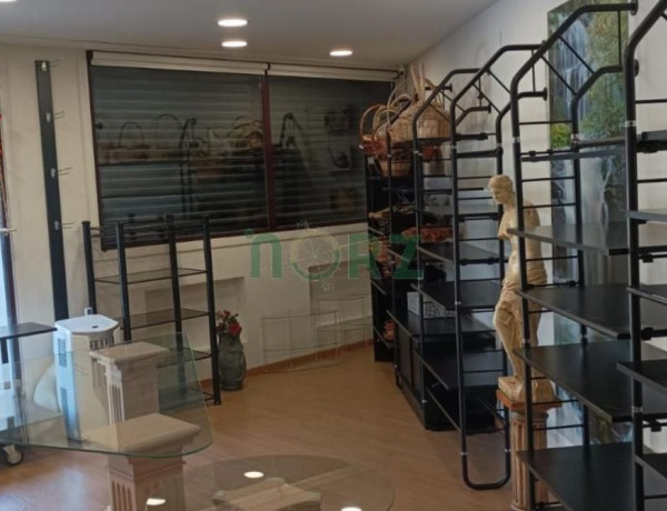 Local en venta en plaza das Burgas