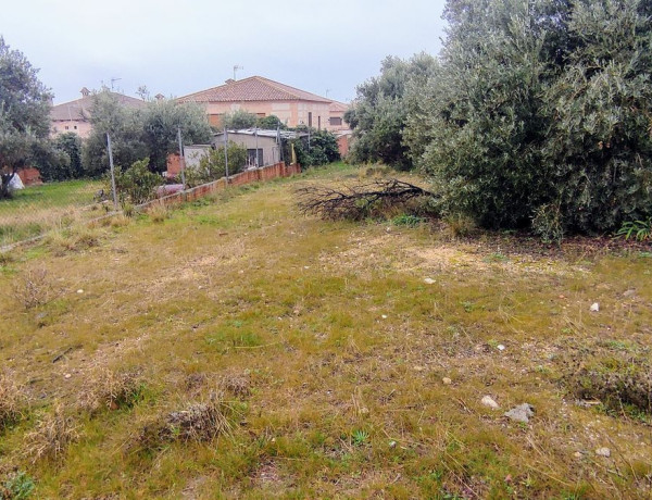 Terreno en venta en Argés