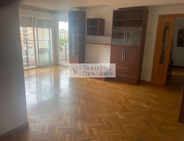 Piso en venta en calle Parque Bujaruelo