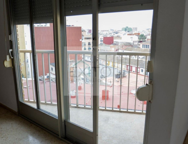 Piso en venta en avenida Reis Catolics