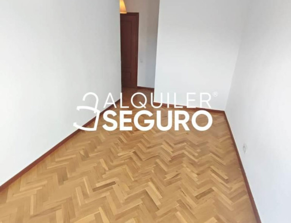 Alquiler de Piso en calle Almagro