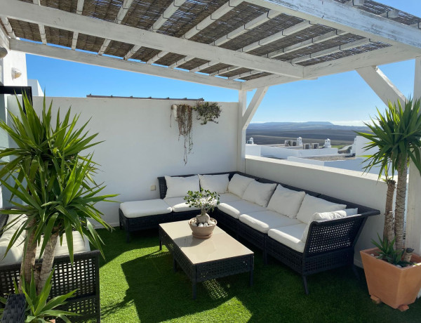 Chalet adosado en venta en calle Carmen Martin Gaite, 19