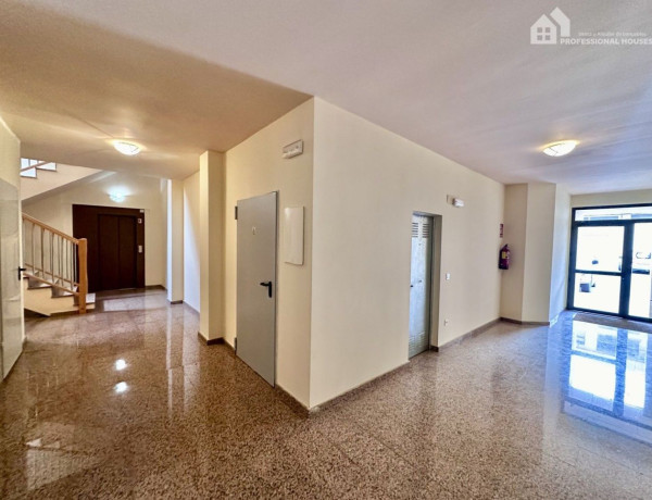 Piso en venta en avenida San Vicente de Paul, 41