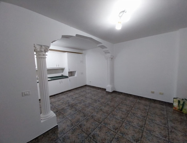 Piso en venta en Cura Gordillo, 34