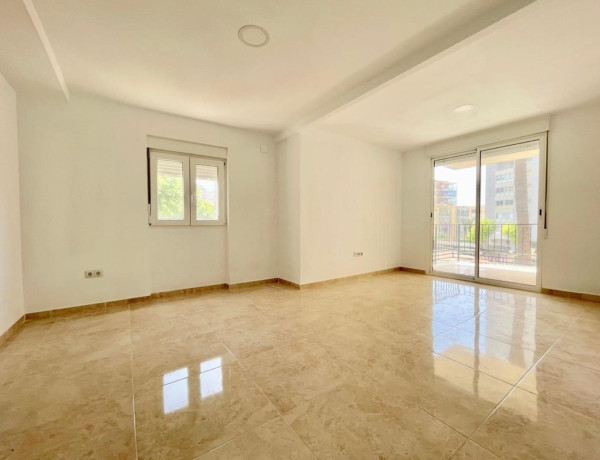 Piso en venta en calle Metge D. Miguel Martorell