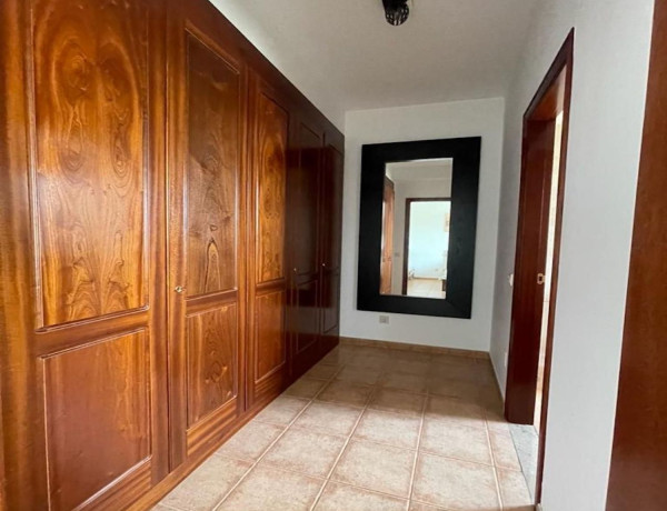 Chalet adosado en venta en El Paso