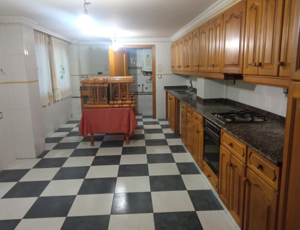 Piso en venta en Barri Zona Nord