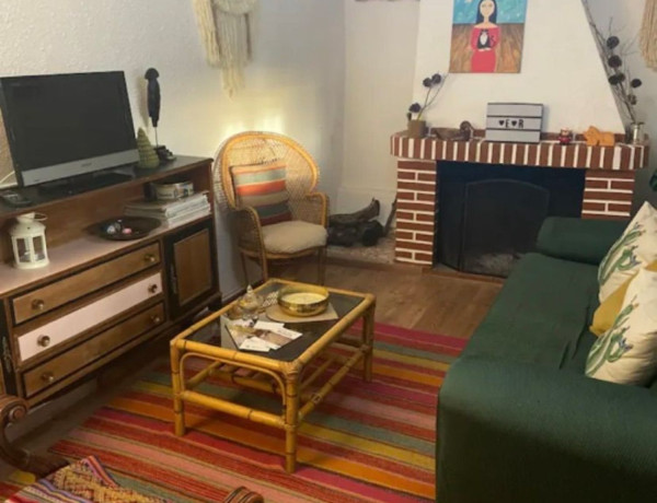 Chalet pareado en venta en calle Marqués de la Casta, 8