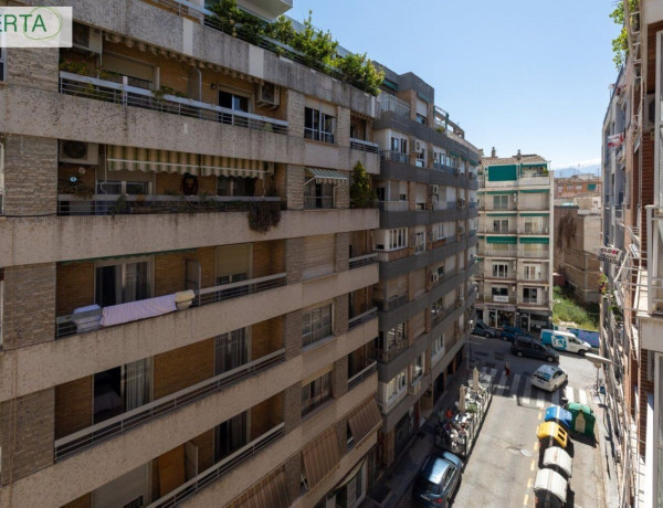 Piso en venta en calle Luis Braille