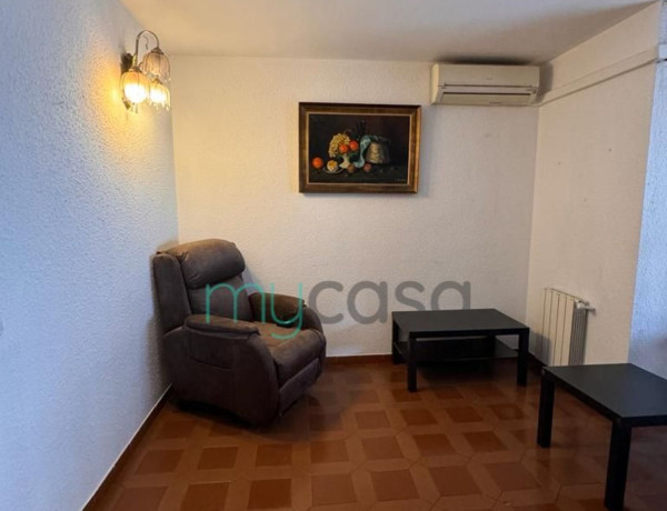 Piso en venta en elisenda de montcada