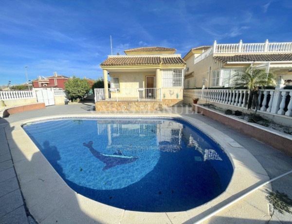 Casa o chalet independiente en venta en av de la estacion