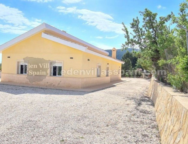 Casa o chalet independiente en venta en Pinoso