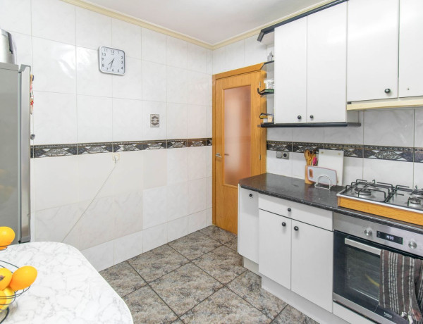 Piso en venta en calle Doctor Juaristi