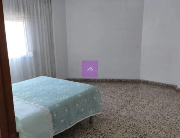 Piso en venta en c. joanot martorell