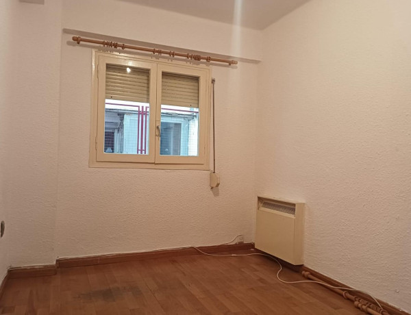 Piso en venta en calle de Demetrio Galán Bergua, 26