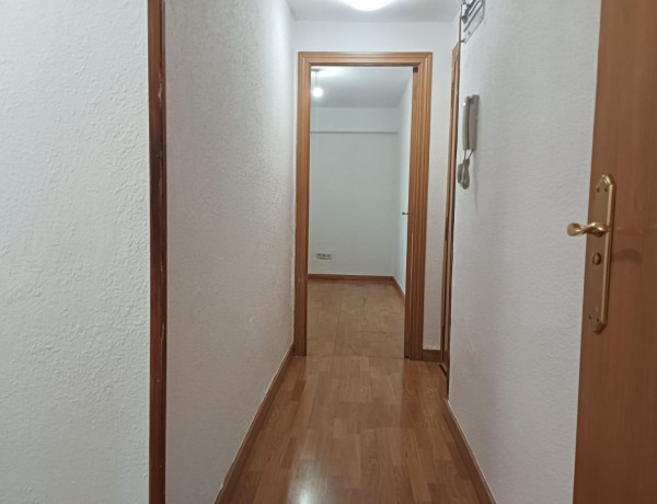 Piso en venta en calle de Demetrio Galán Bergua, 26