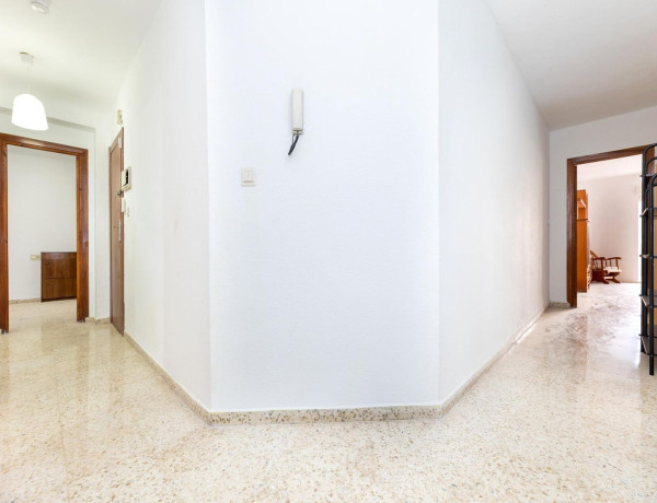 Piso en venta en avenida Andalucía, 111111