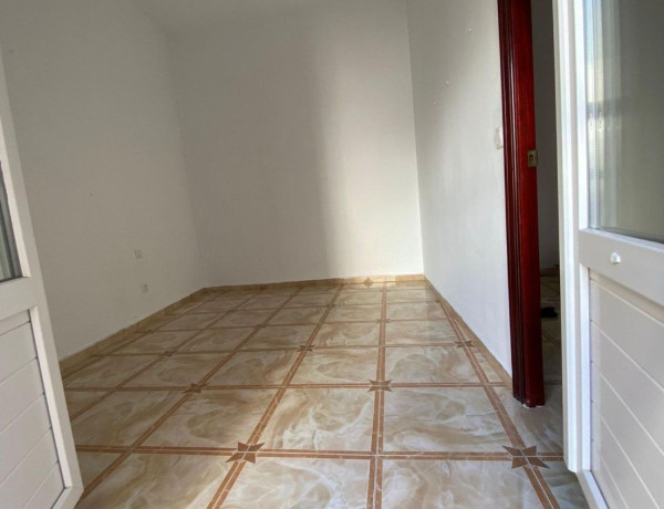 Piso en venta en La Caleta - La Viña