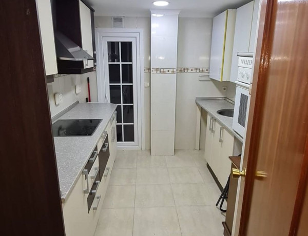 Piso en venta en Jacinto Benavente