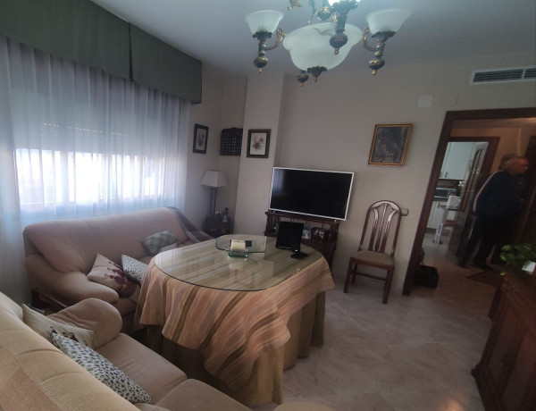 Piso en venta en calle Don Lope de los Ríos, 10