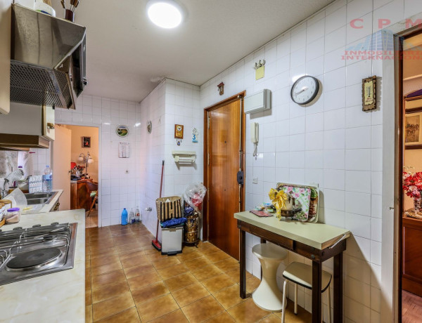 Piso en venta en Apóstol Santiago