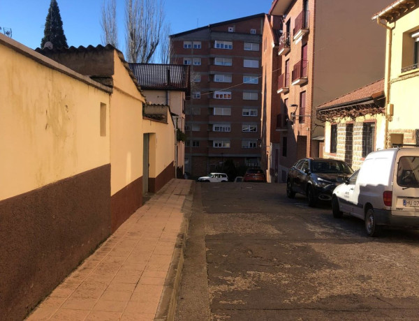 Piso en venta en calle Capitiellos, 9