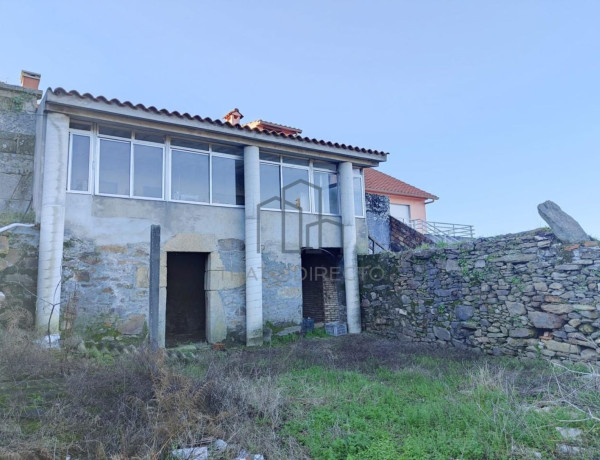 Terreno en venta en calle Outeiriño