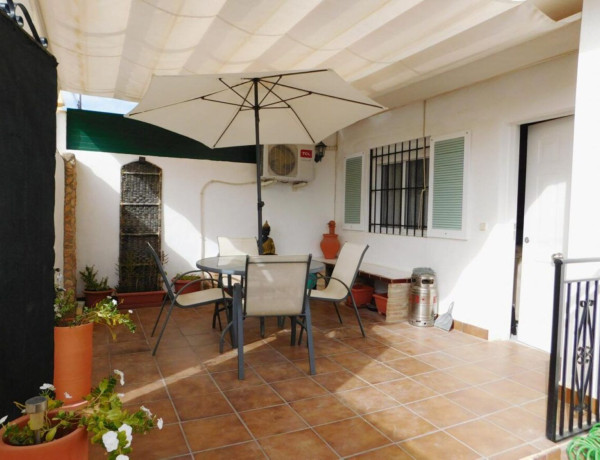 Chalet adosado en venta en San Miguel de Salinas