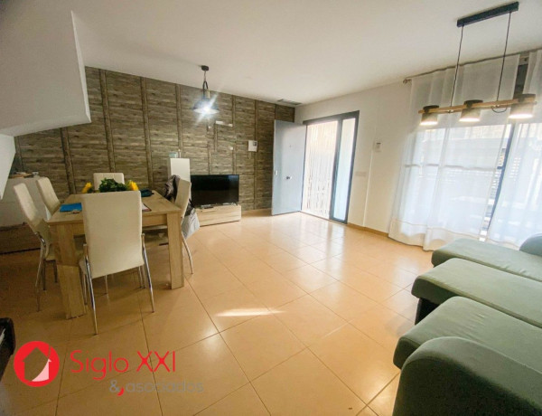 Chalet adosado en venta en Playa de Almazora-Ben Afeli