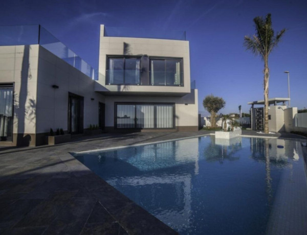 Casa o chalet independiente en venta en San Miguel de Salinas