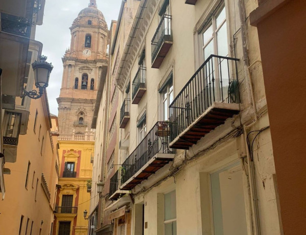 Edificio residencial en venta en calle Larios