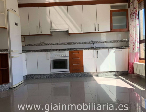 Chalet adosado en venta en calle Antonio Palacios