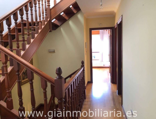 Chalet adosado en venta en calle Antonio Palacios