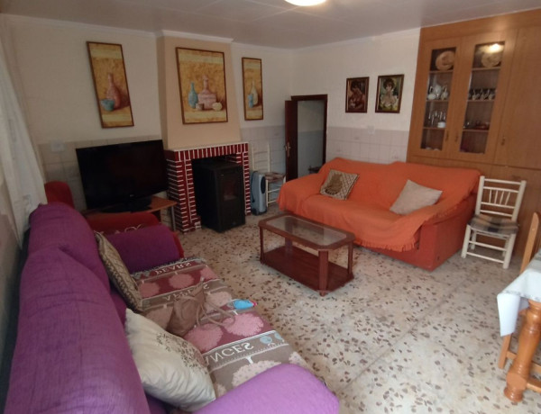 Casa de pueblo en venta en calle de la Cooperativa, 7