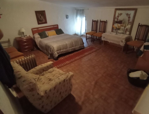 Casa de pueblo en venta en calle de la Cooperativa, 7